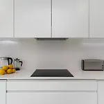 Whome Urban Retreat W/parking, Elevator & Ac By Benfica Stadium ליסבון