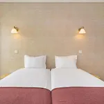 Whome Urban Retreat W/parking, Elevator & Ac By Benfica Stadium דירה