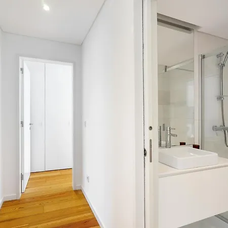 Whome Urban Retreat W/parking, Elevator & Ac By Benfica Stadium Lägenhet *