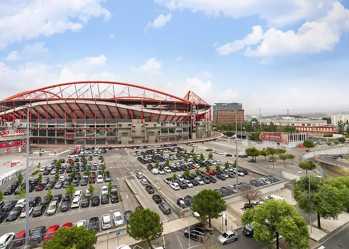Whome Urban Retreat W/parking, Elevator & Ac By Benfica Stadium Lejlighed *
