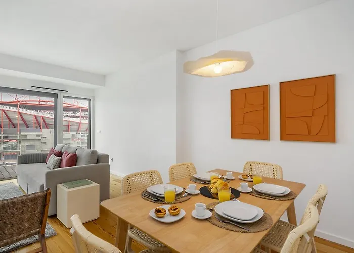 Whome Urban Retreat W/parking, Elevator & Ac By Benfica Stadium 公寓