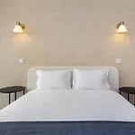 Whome Urban Retreat W/parking, Elevator & Ac By Benfica Stadium * Lisboa