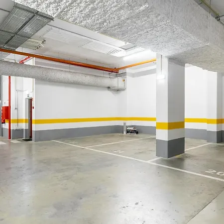 Whome Urban Retreat W/parking, Elevator & Ac By Benfica Stadium Apartment Lisbon
